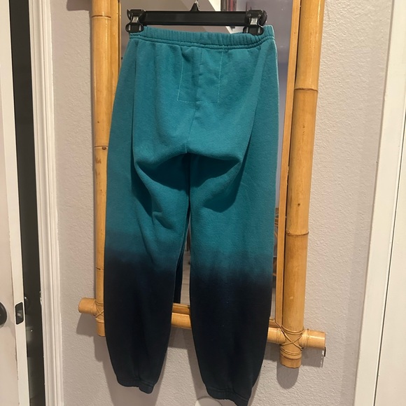 Aviator Nation discontinued ombré/gradient sweatpants - Picture 2 of 14